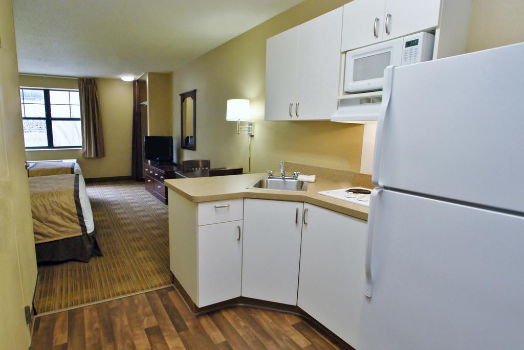 Extended Stay America Select Suites - Detroit - Roseville Dış mekan fotoğraf