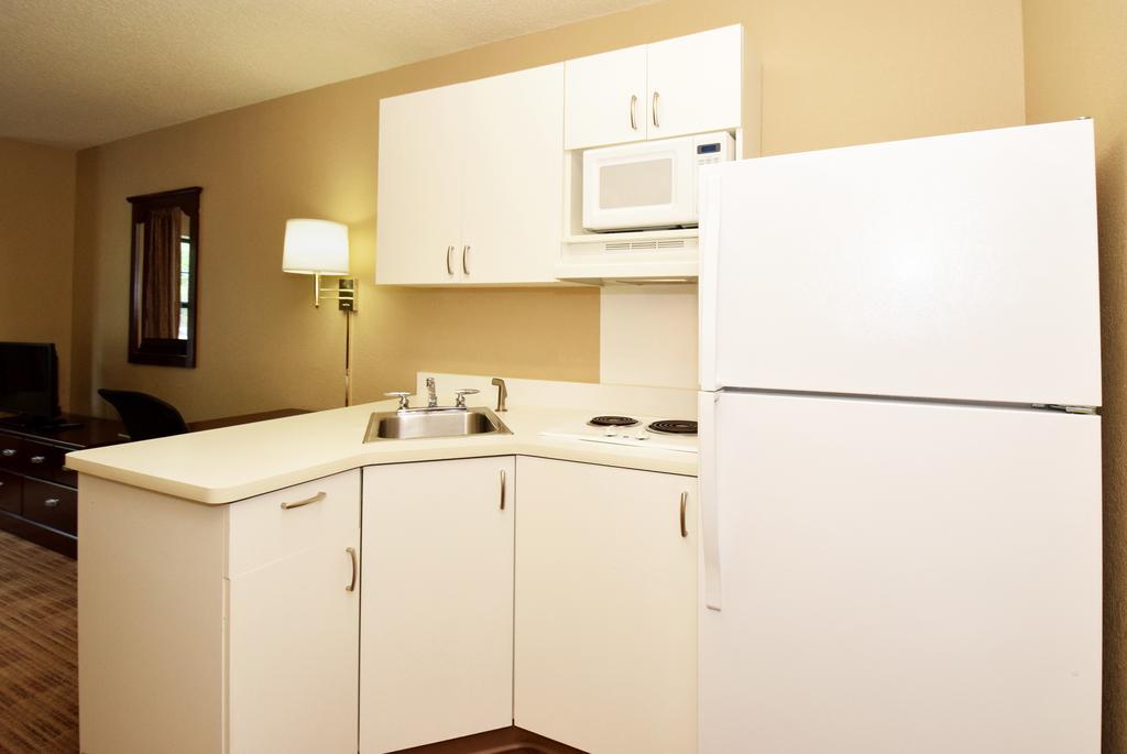Extended Stay America Select Suites - Detroit - Roseville Dış mekan fotoğraf